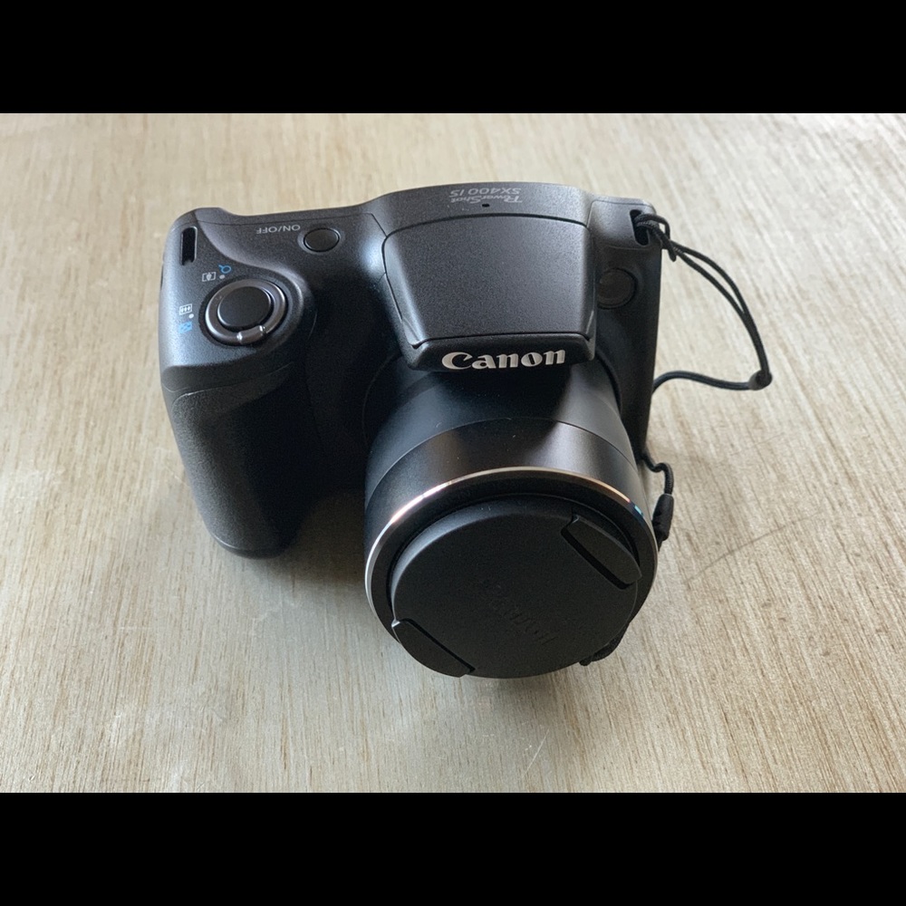 Canon Snapshot SX400 IS camera